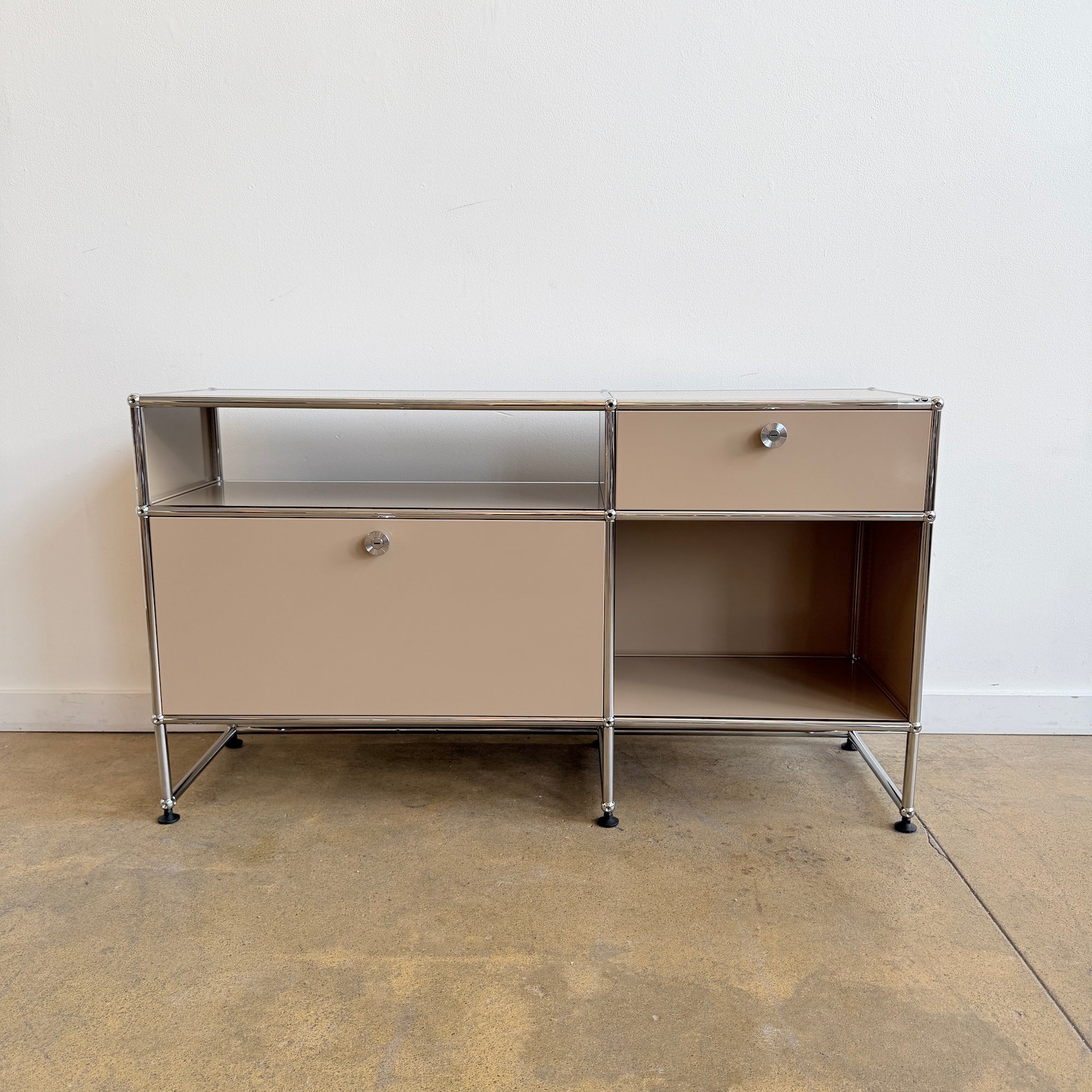 usm haller パネル 3枚 ベージュ系 USM Haller Haller Console O3 - Beige – enliven mart