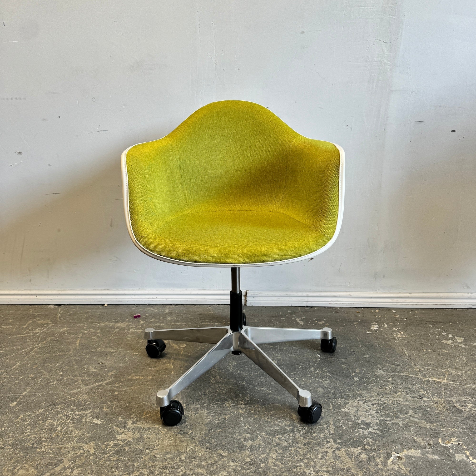 Herman Miller Shell Desk Chair Charles Eames For Herman Miller Mid