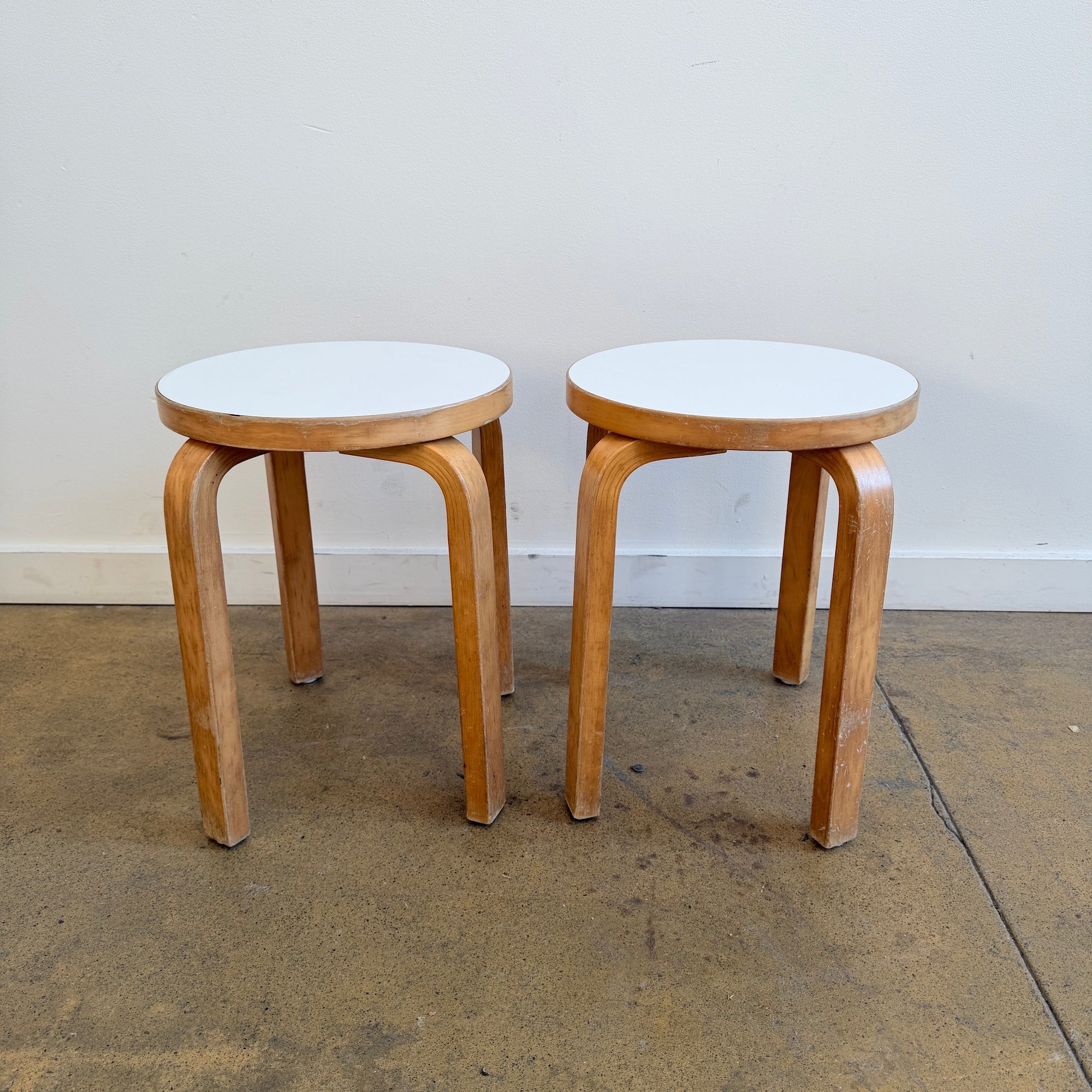 希少Finmar 30' Alvar Aalto Stool 60 Artek Stool 60 Kivet - Artek