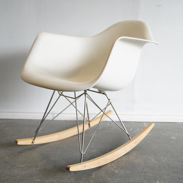 Authentic Herman Miller Eames Molded Plastic Rocking chair