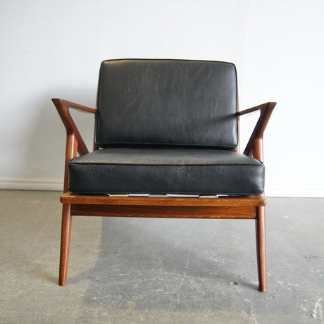 Danish Modern Sculpted “Z” Lounge Chair by Poul Jensen for Selig