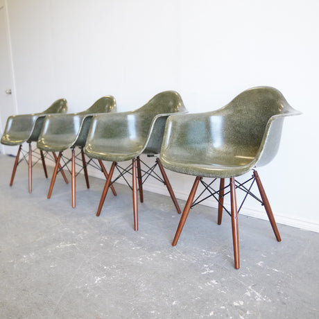 Authentic Modernica Eames Case Study Fiberglass Set of 4 chairs