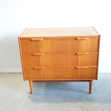 Danish Mid century Modern teak 3 drawer Dresser, 1960s