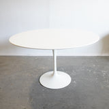 Authentic! Knoll Saarinen 48' Round Tulip table