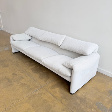 Cassina Maralunga Three-Seater sofa by Vico Magistretti