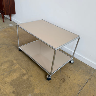 USM Haller Coffee Table on Wheels - Beige