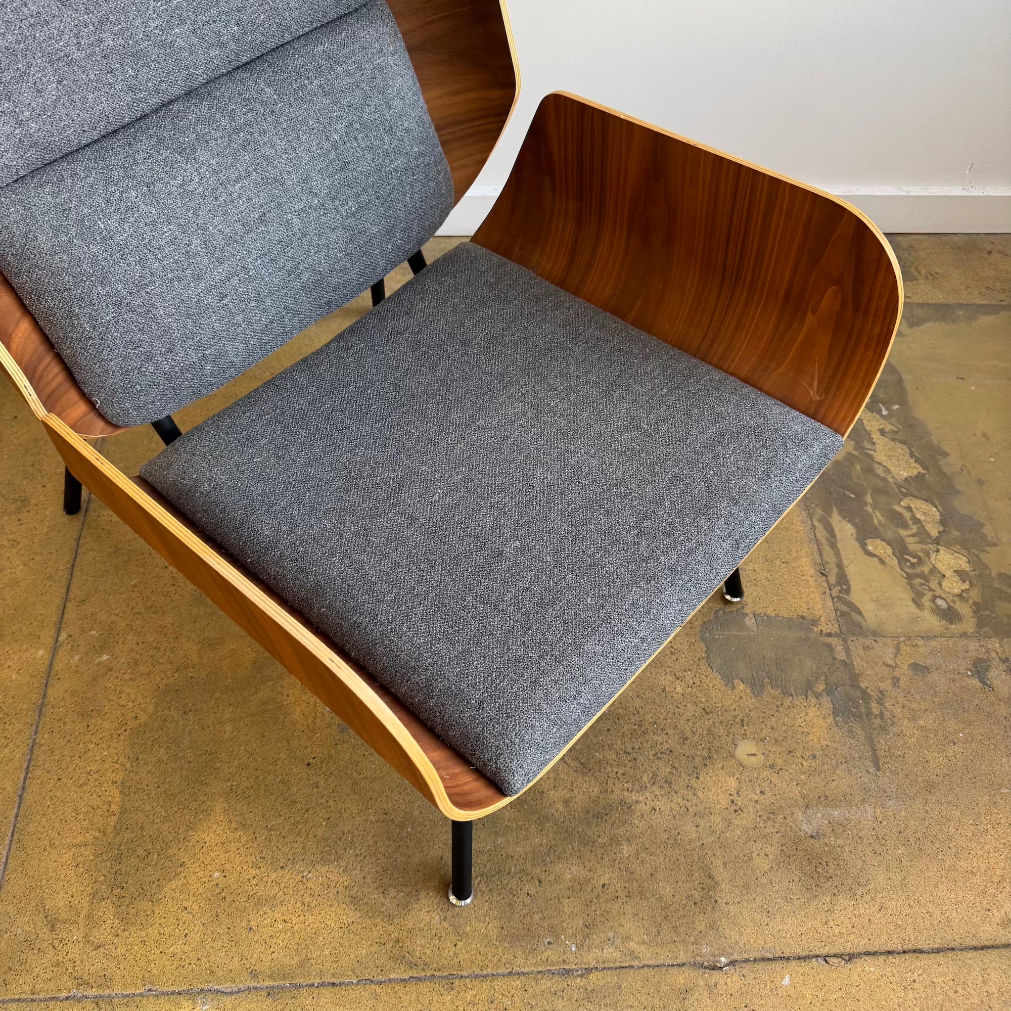Gus Modern Elk Lounge Chair