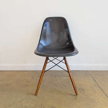 Vintage Herman Miller Eames Molded Single Fiberglass Chair
