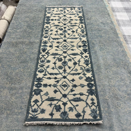 Serena and Lily 3.5X9 Winn hand Knotted Runner rug