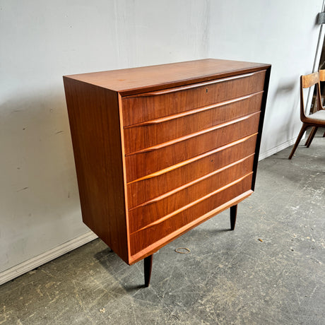 Danish Modern Low dresser with 6 Drawers in Teak, 1960s