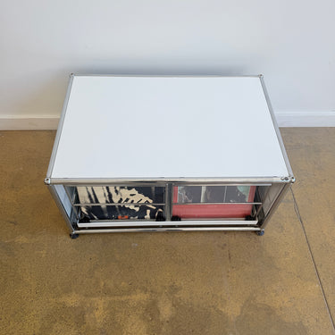 USM Haller Compact Low Record Storage - White