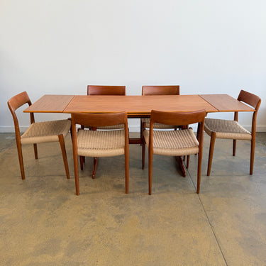 Danish Modern Teak Convertible Coffee to Dining Table