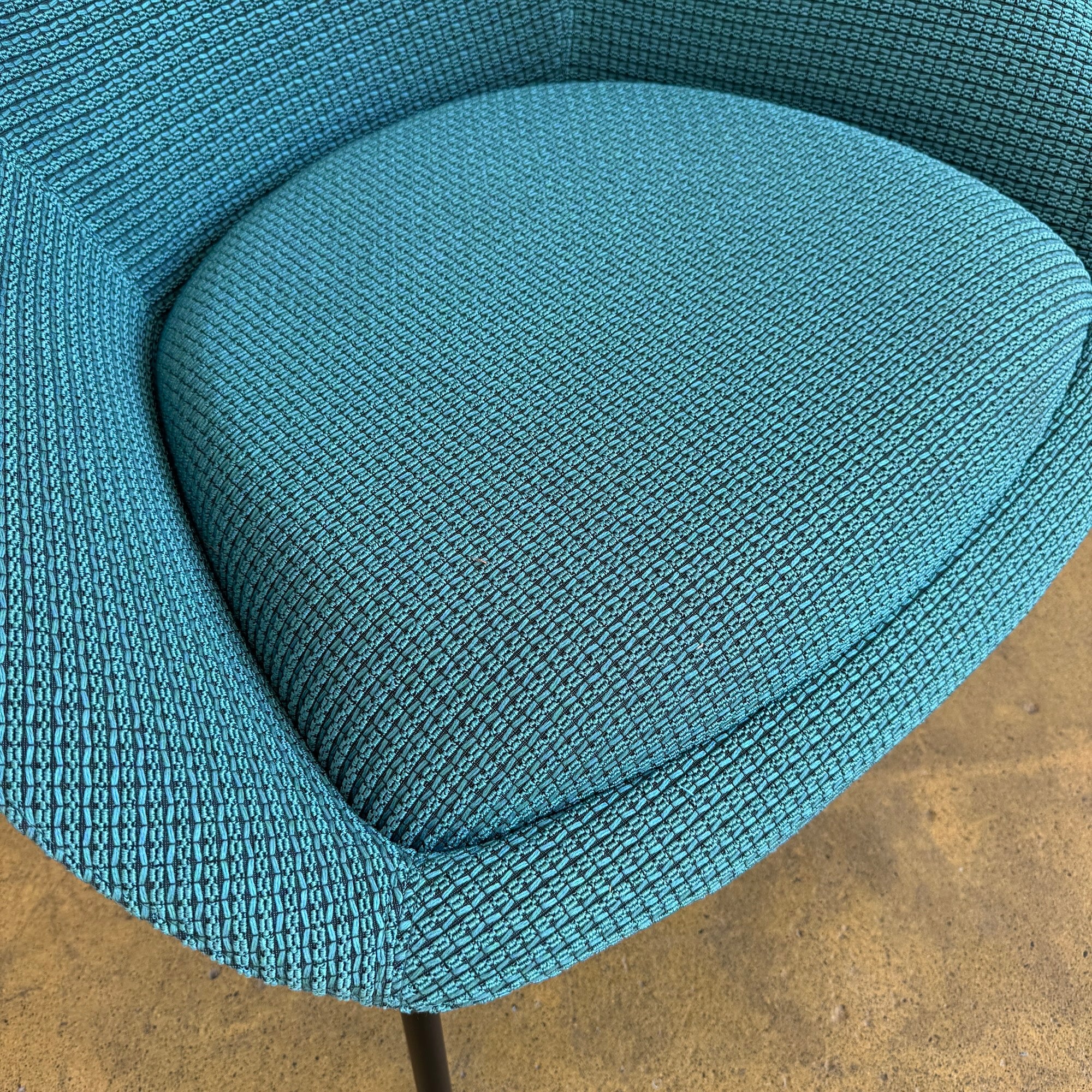 Herman Miller Naughtone Always Lounge chair (Brand New)