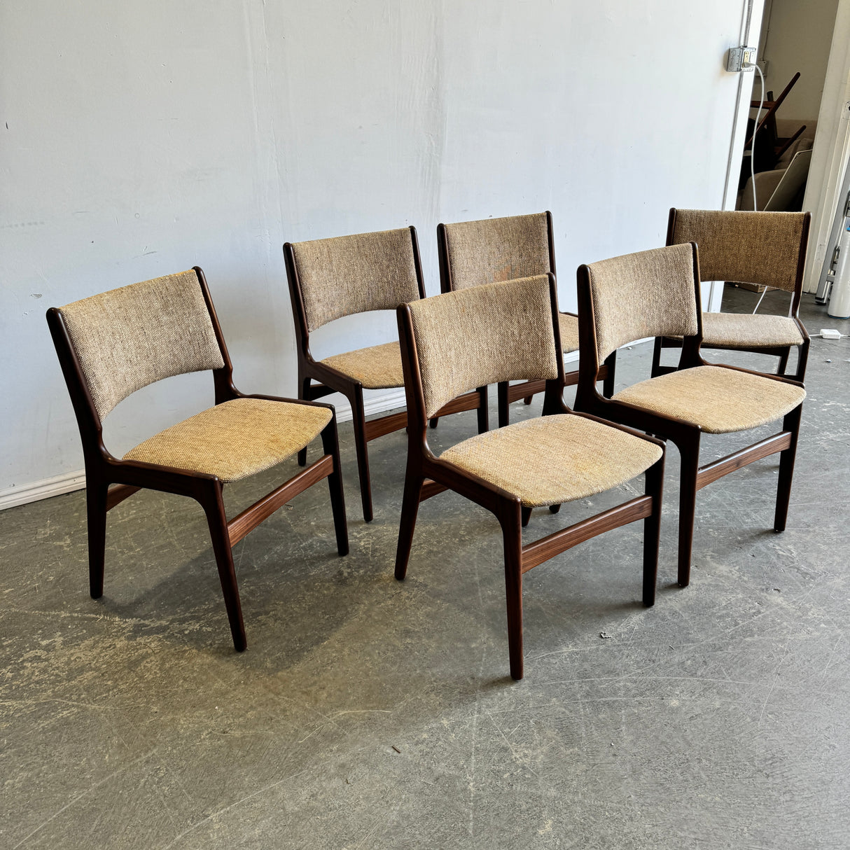 Danish Modern set of 6 Rosewood Dining chairs by Erik Buch