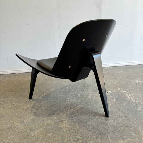 Authentic! Hans Wegner Shell Chair by Carl Hansen & Søn