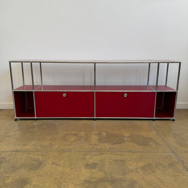USM Haller 4X2 Console - Ruby Red
