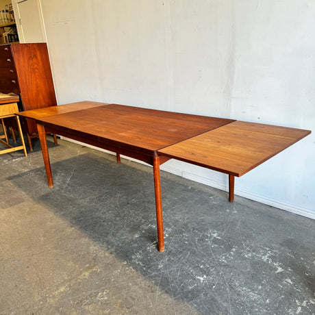 Danish Modern Henning Kjaernulf Vejle Teak Expandable dining table
