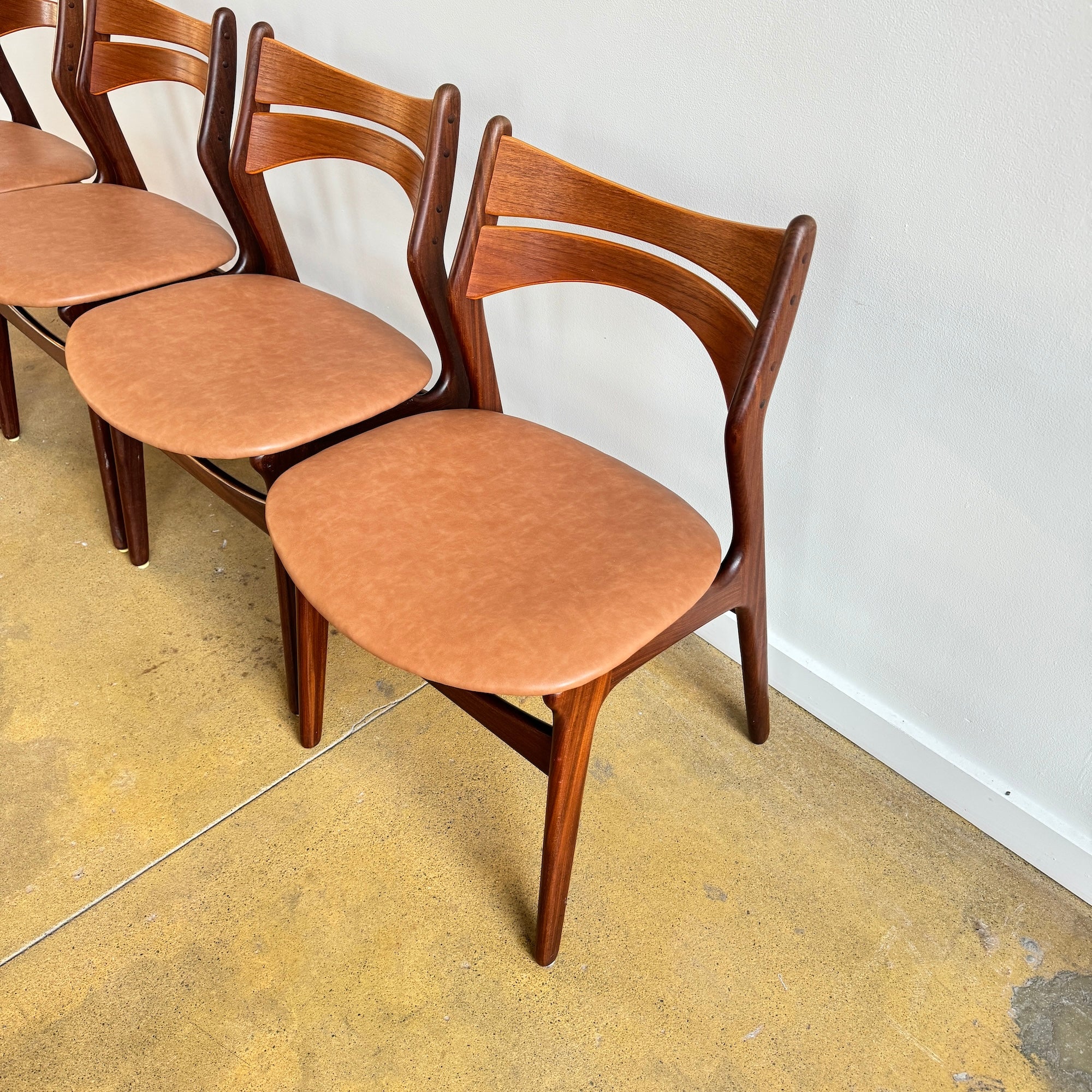 Danish Modern Erik Buch Set of 4 Model 310 Teak dining chairs