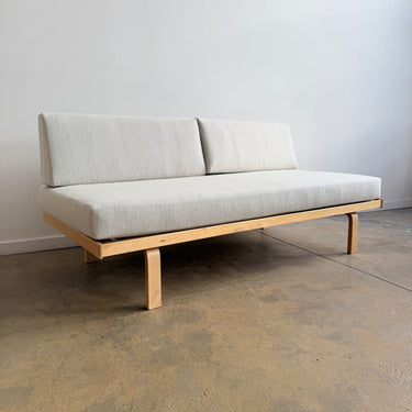 Artek Alvar Aalto Model 710 Sofa / Daybed in Luum Boucle Fabric