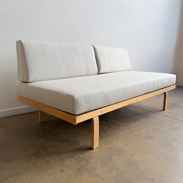 Artek Alvar Aalto Model 710 Sofa / Daybed in Luum Boucle Fabric