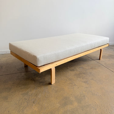 Artek Alvar Aalto Model 710 Sofa / Daybed in Luum Boucle Fabric