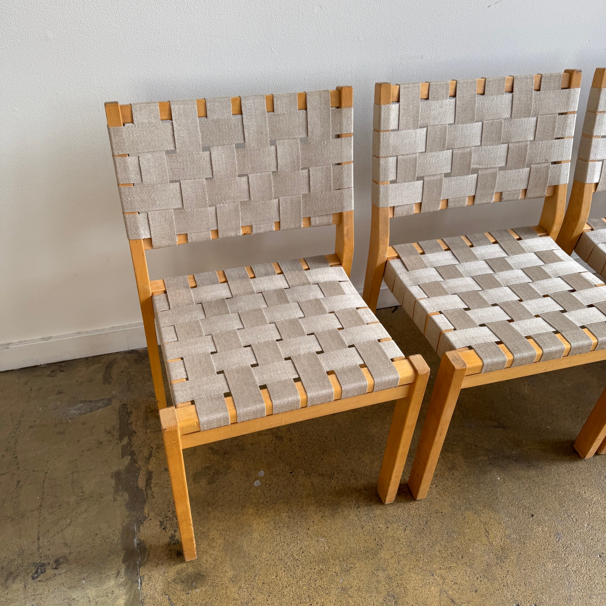 Alvar Alto set of 4 Model 611 Dining Chairs (Birch/Natural)
