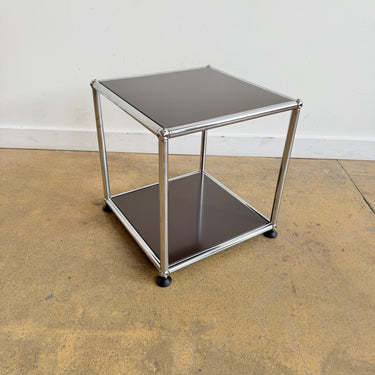 USM Haller side table - Brown