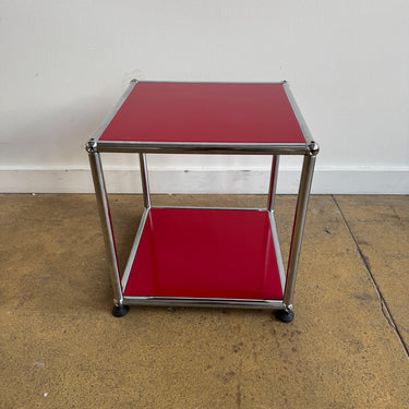 USM Haller side table m21 - Ruby Red