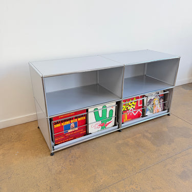 USM Haller 2X2 with Two Pullout Trays 20 Deep - Silver