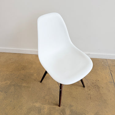 Herman Miller Eames Molded Plastic "Single" Chair