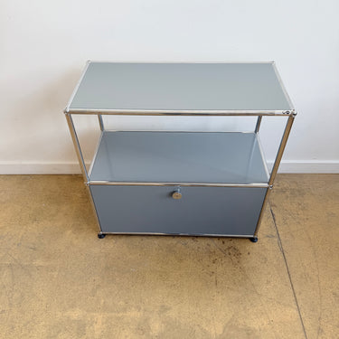 USM Haller Half Size Credenza - Mid Gray