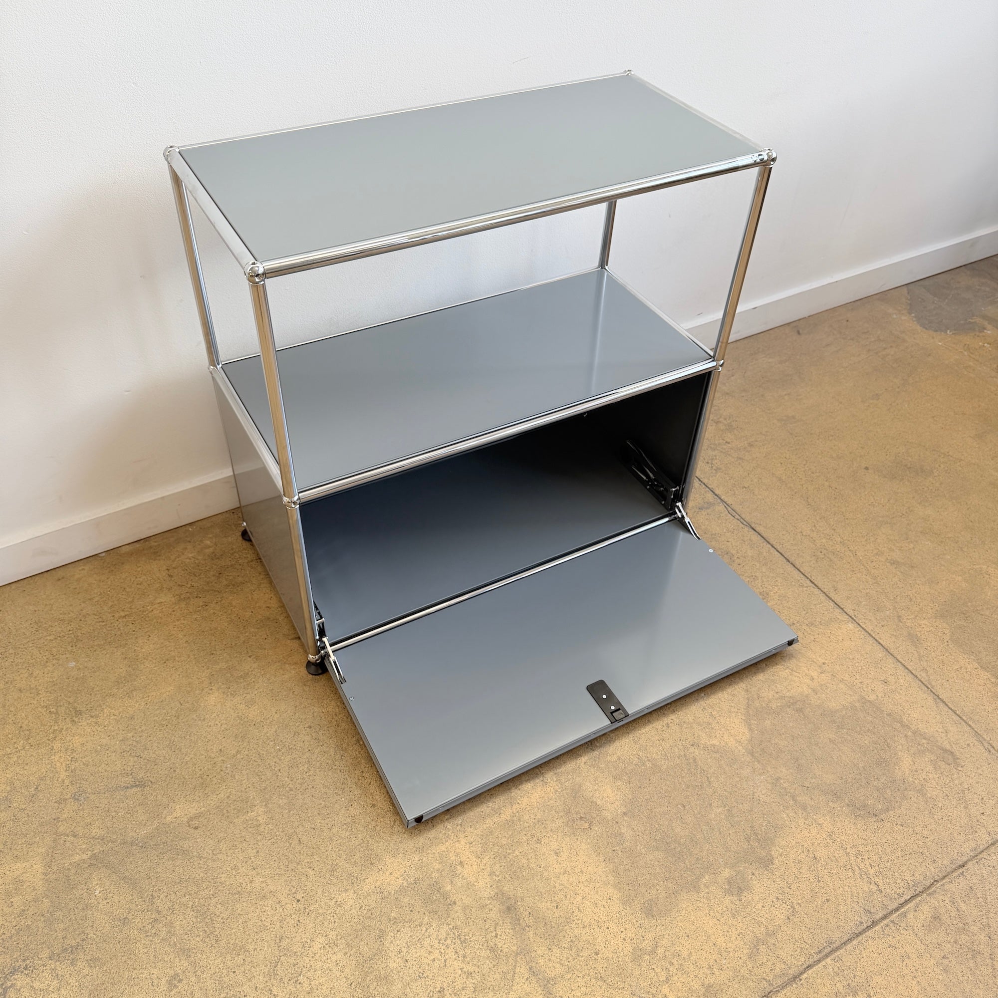 USM Haller Half Size Credenza - Mid Gray – enliven mart