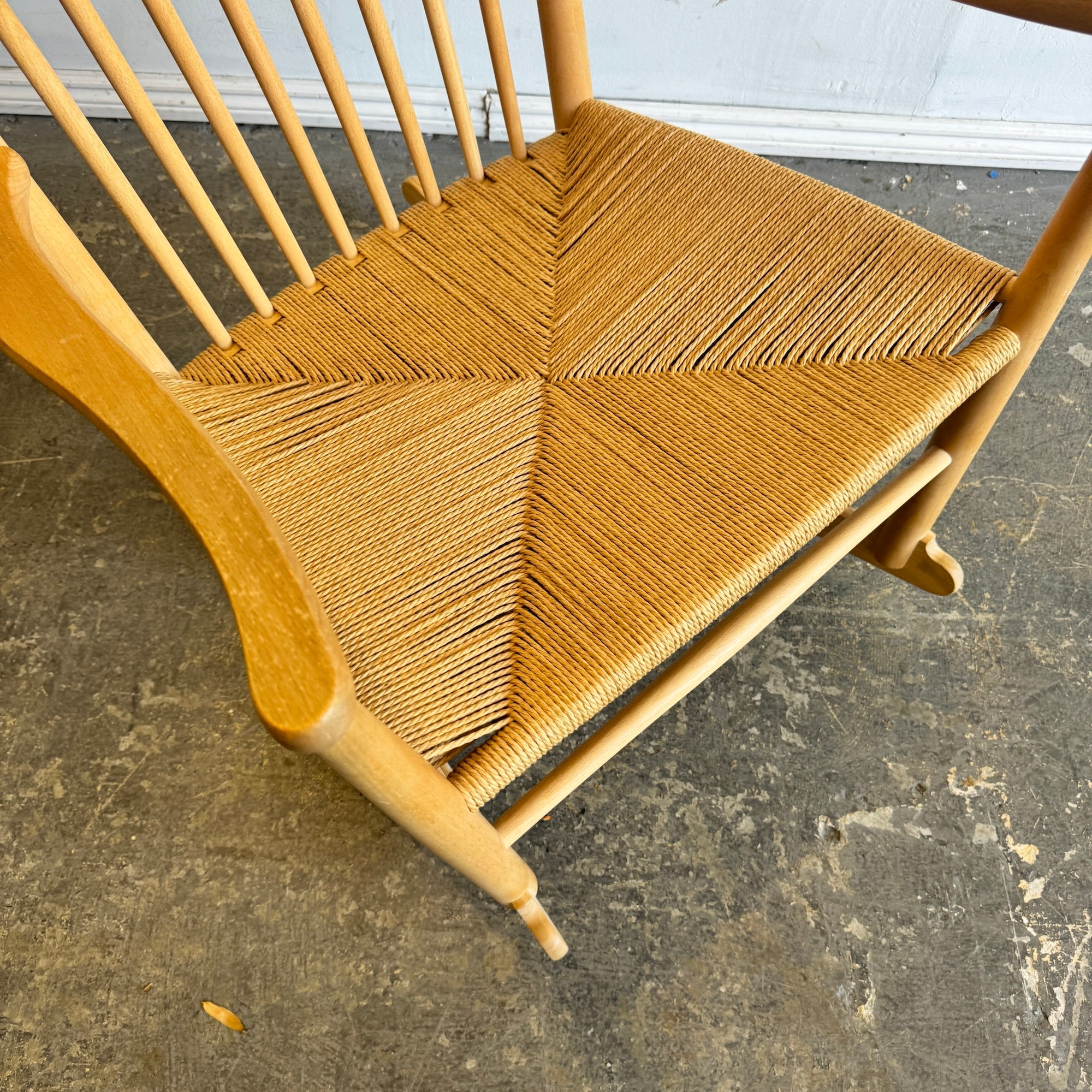 Authentic! Hans WEGNER J16 Rocking Chair by Fredericia