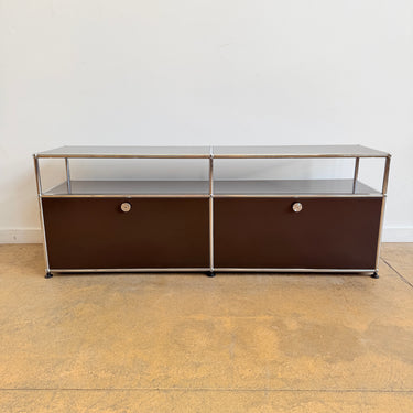 USM Haller 2X2 Media Console 22' - Brown