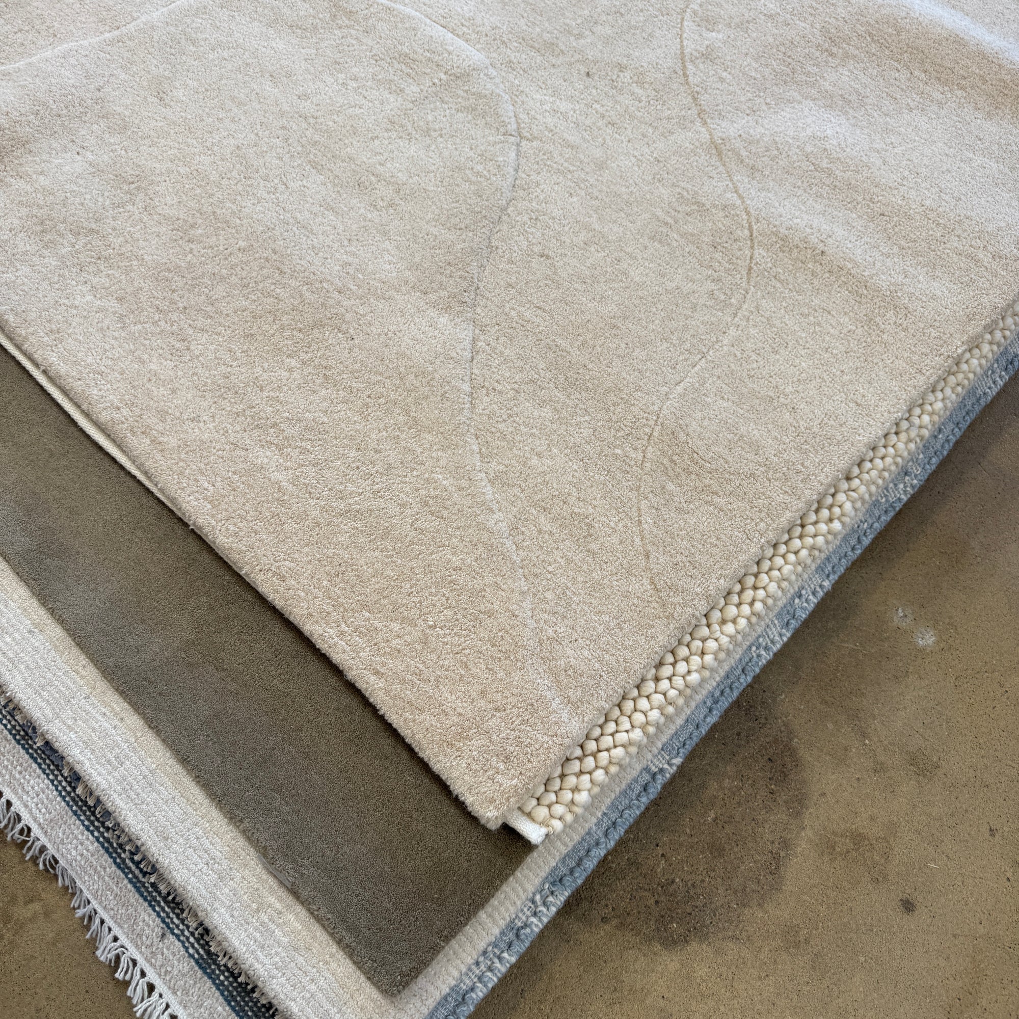 Design Within Reach Onda Handtufted 6X9 Wool Rug