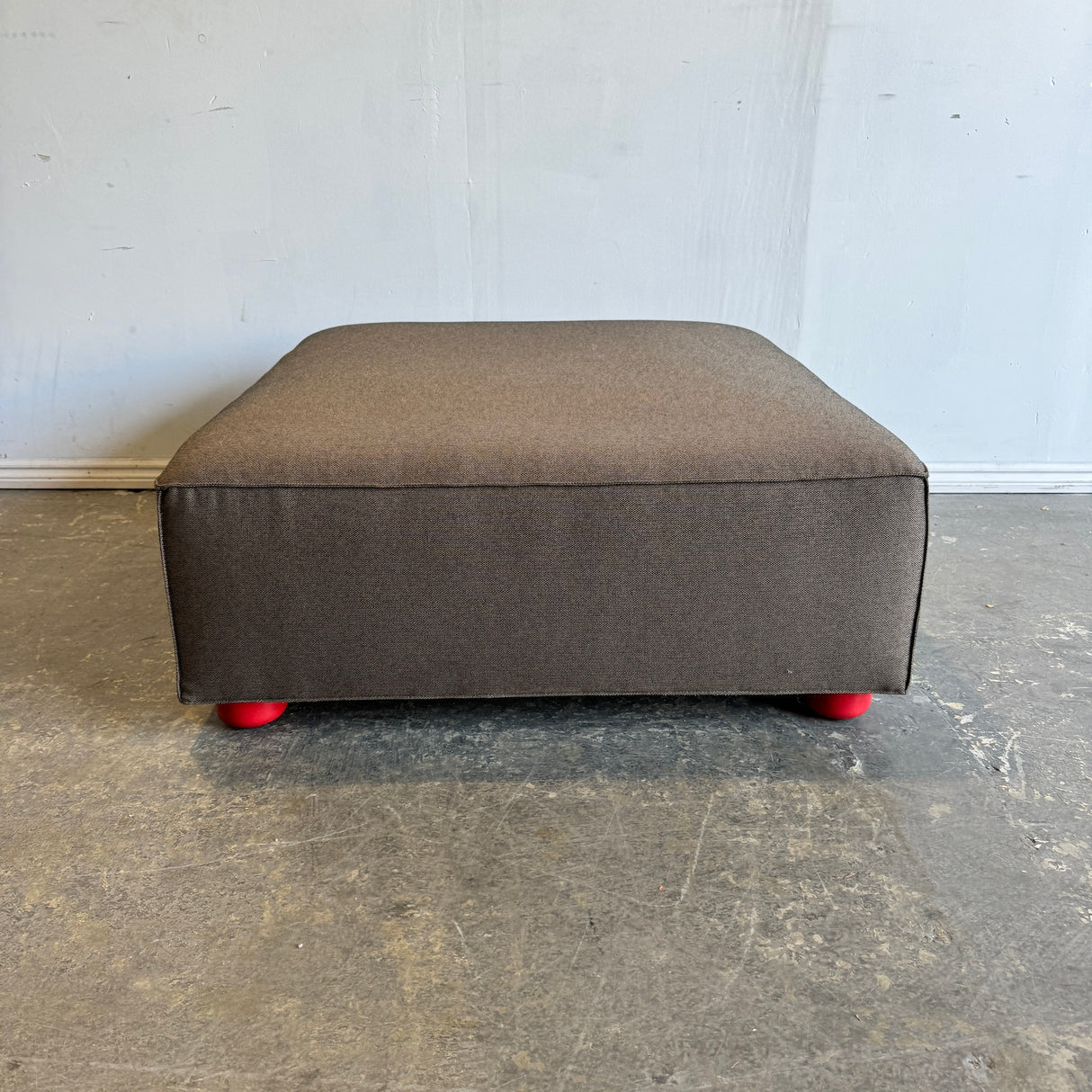 Authentic! Knoll Barber Osgerby ottoman