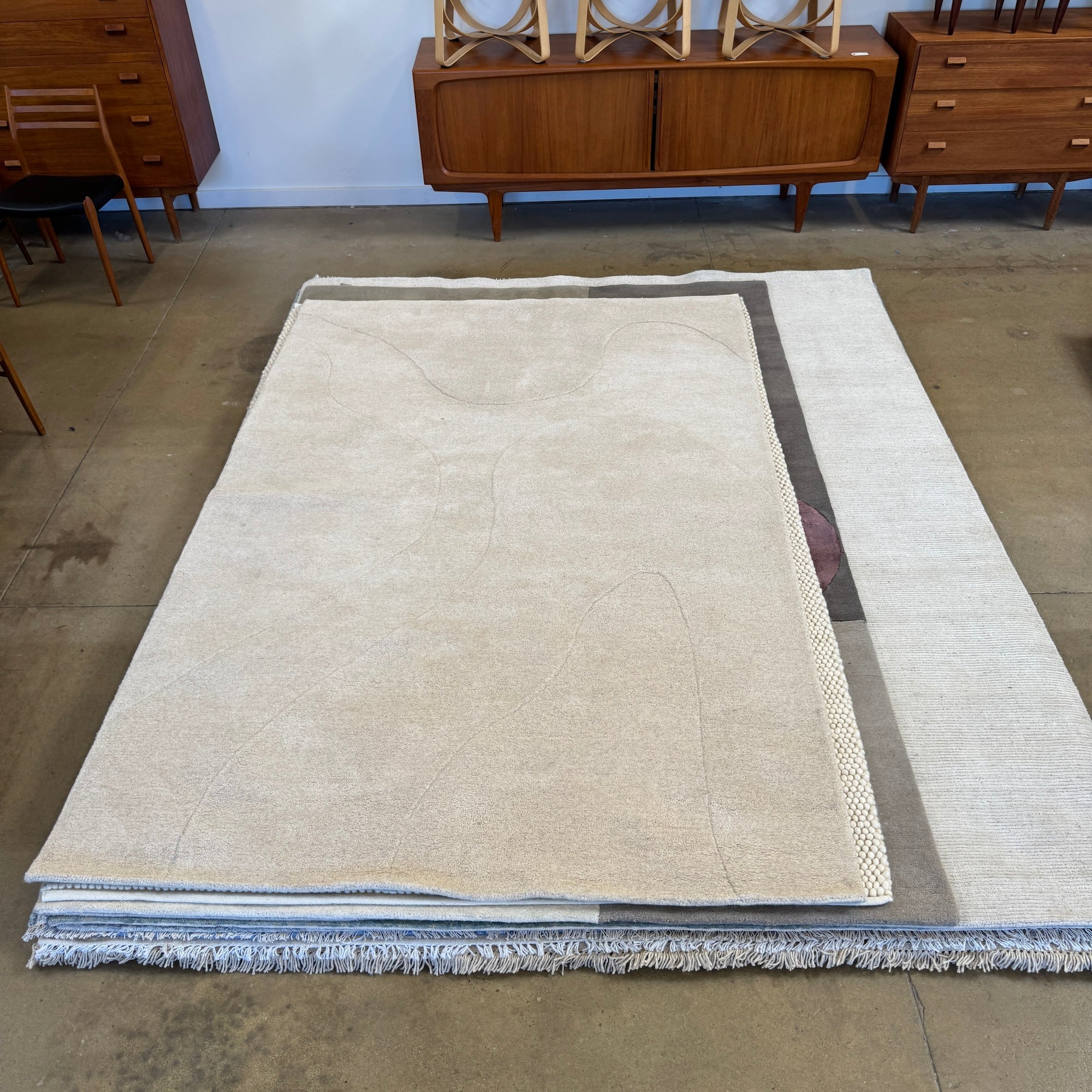 Design Within Reach Onda Handtufted 6X9 Wool Rug