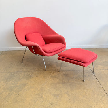 Knoll Eero Saarinen Womb Chair and Ottoman - Classic Boucle