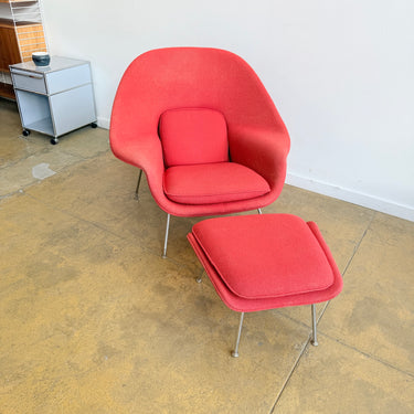 Knoll Eero Saarinen Womb Chair and Ottoman - Classic Boucle