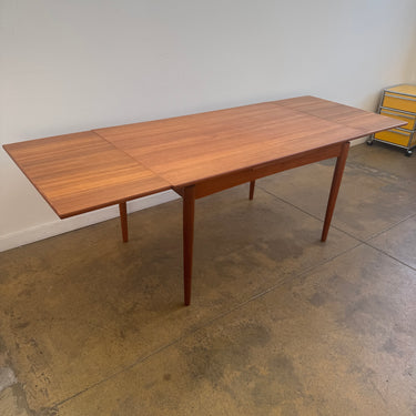 Danish Modern Skovby Expandable Teak Dining Table (Refinished)