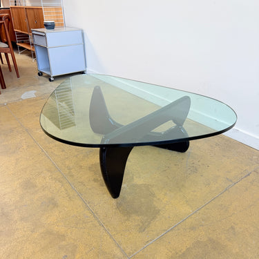 Authentic! Herman Miller Noguchi Coffee table