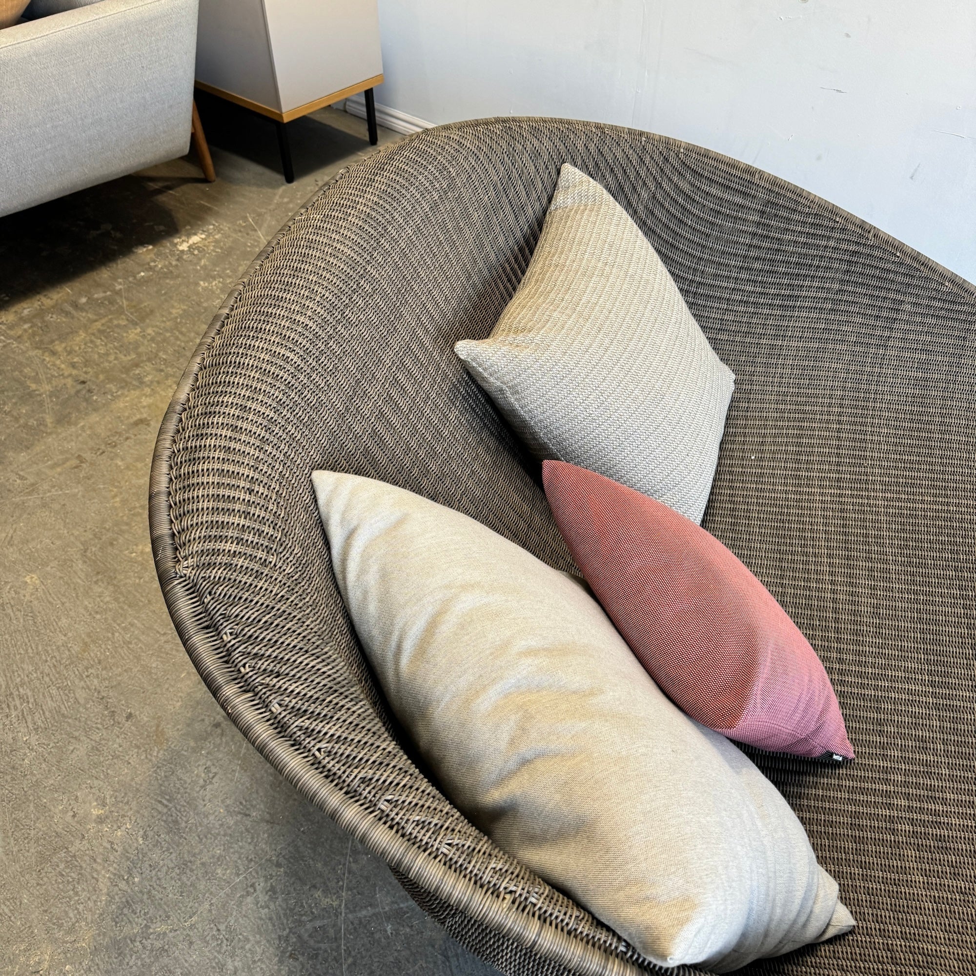 Janus et Cie Fibonacci Vantana Double Chaise