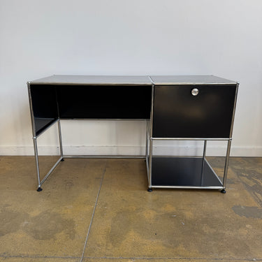 USM Haller Desk (Graphite Black)