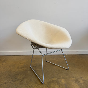 Knoll® Bertoia Diamond Lounge Chair- Full Cover  (Maharam Snow Boucle)
