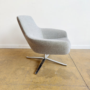 Caolese Bob Swivel Lounge Chair PearsonLloyd