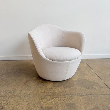 Design Within Reach Lína Swivel Chair - Light Cream