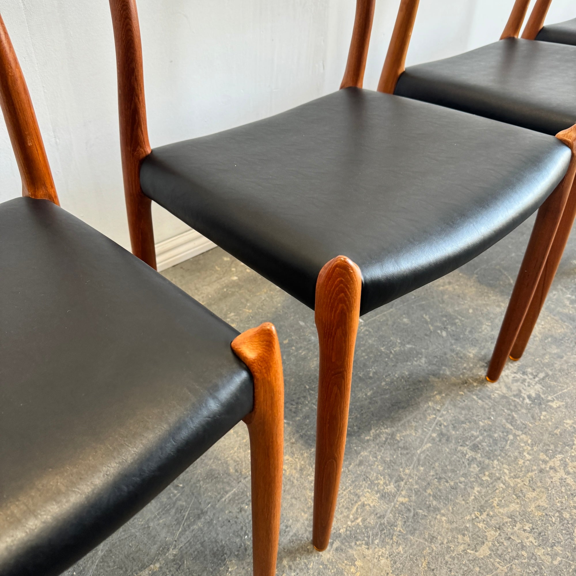 Danish Modern Niels Moller Model 78 Side Chair with Leather Seat