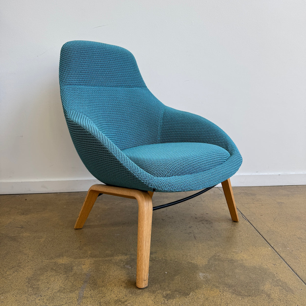 Herman Miller Naughtone Always Lounge chair Wood Base – enliven mart