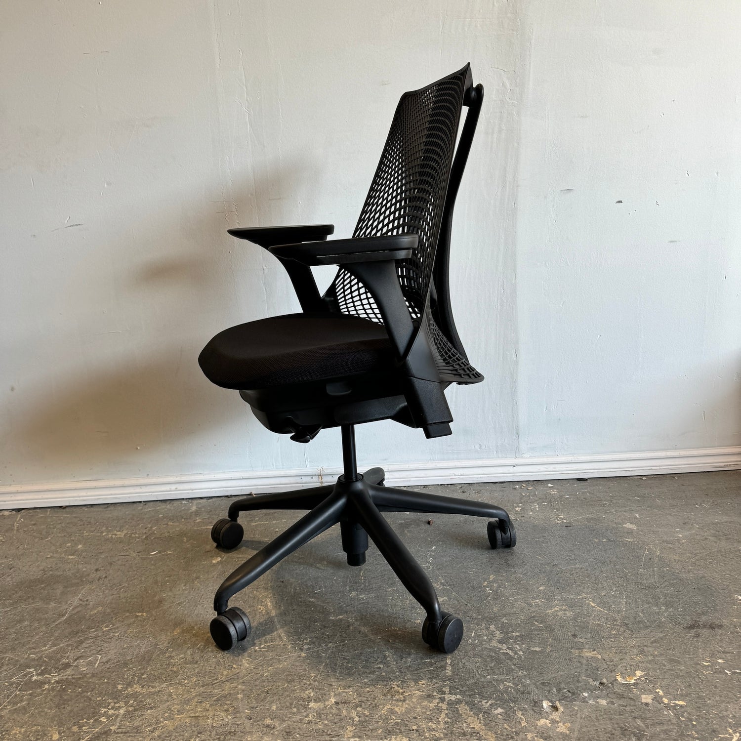 Herman Miller Sayl Office Chair enliven mart