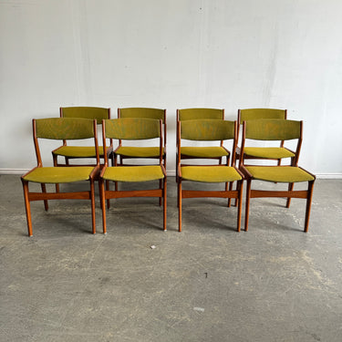 Danish Modern Dyrland set of 8 teakwood dining chairs